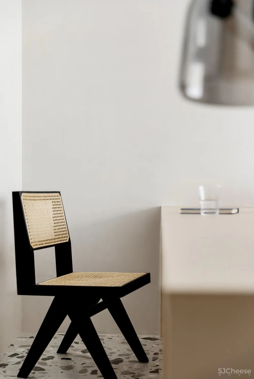 深圳埂上设计丨这栋洁净纯白的建筑，让人彷如置身圣托里尼岛