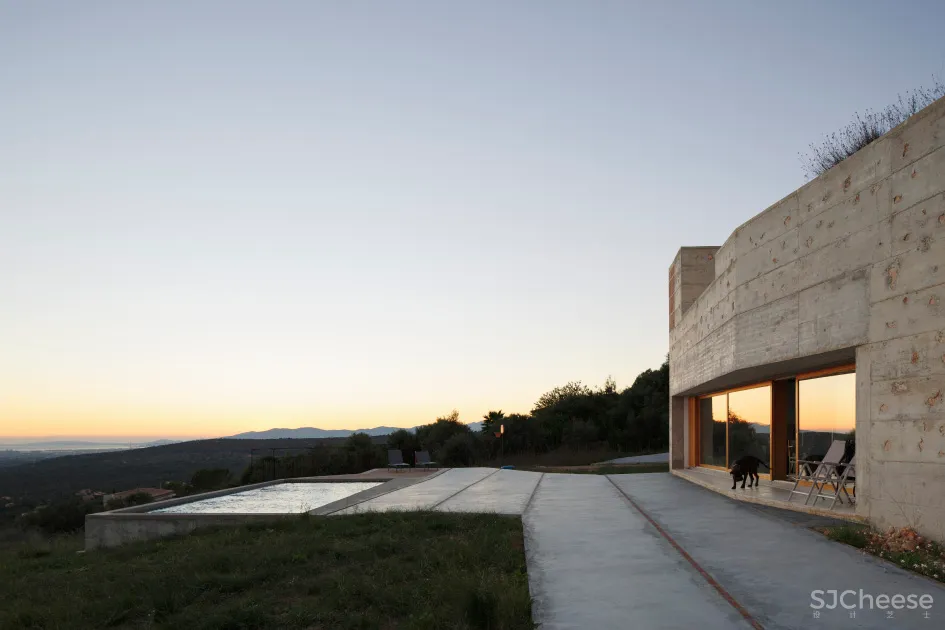 有一种境界叫「材料就是设计」,这家西班牙事务所做到了