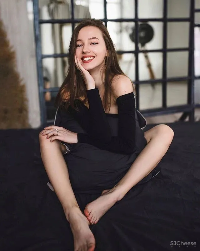 黑色别墅,迷人的高级气质!