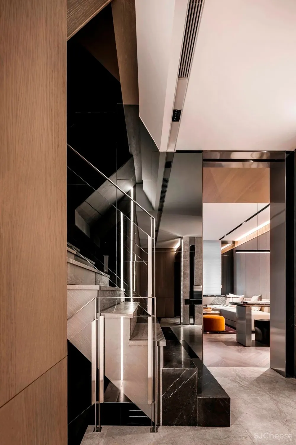 空间序曲 唐忠汉新作