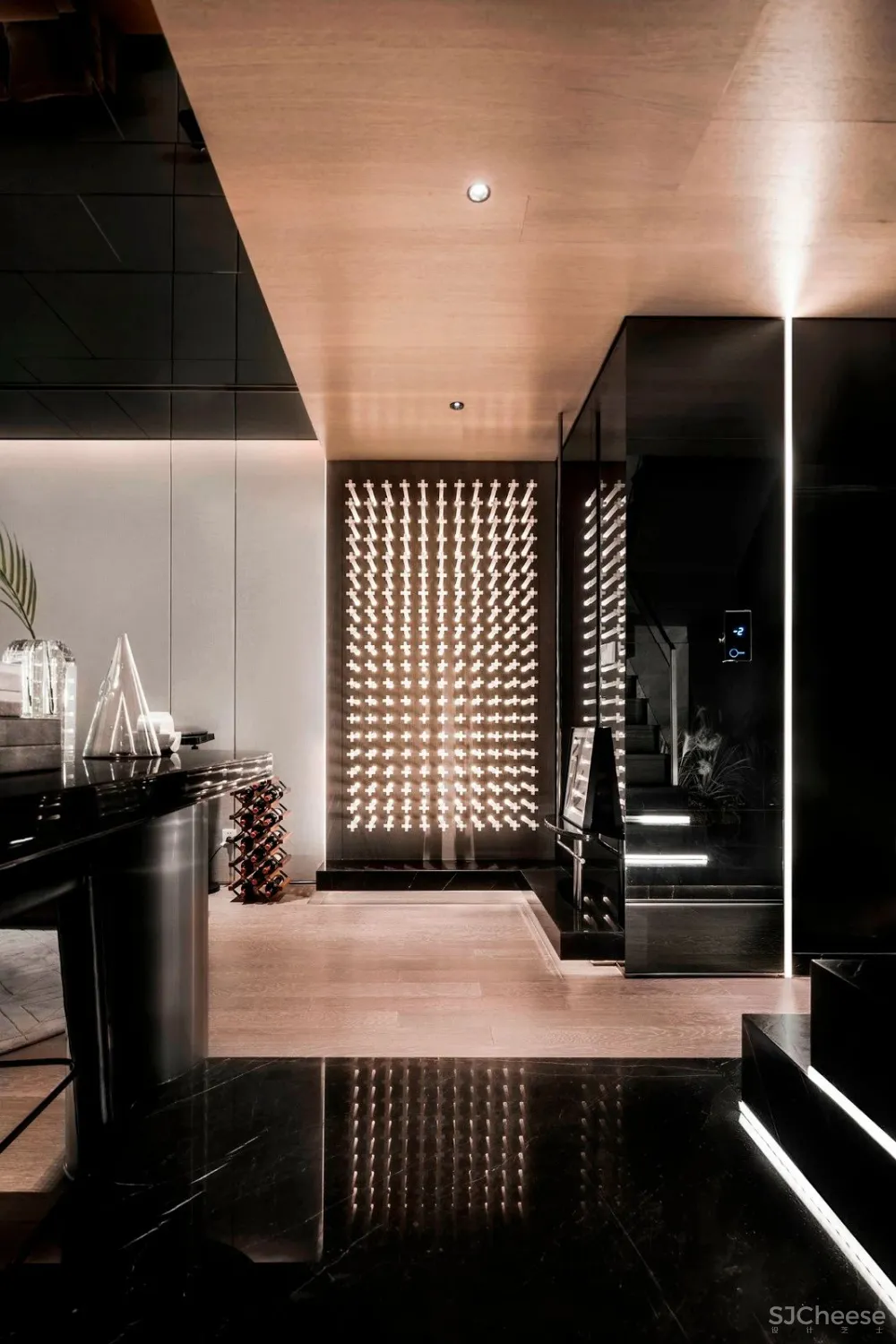 空间序曲 唐忠汉新作