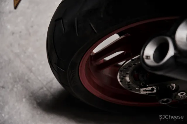 600㎡ ,这么充满玩趣的私人别墅,不知道的还以为是艺术馆!