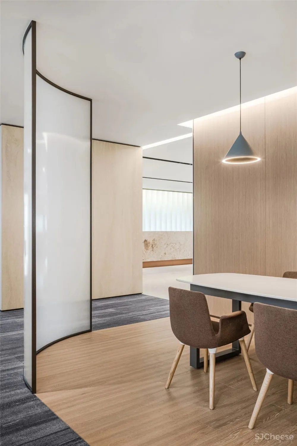 YuQiang - Partners 新作 3600㎡综合性商业地产办公室