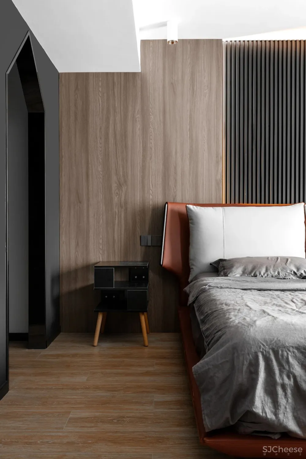 无主灯设计、高级灰撞色，这个家太有范 久栖设计