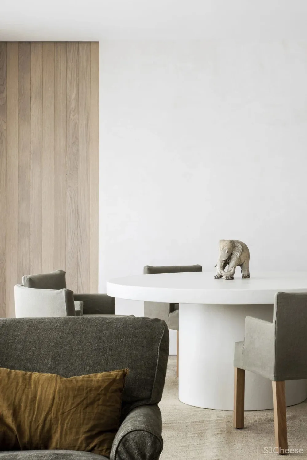 OOAA Arquitectura 丨 170㎡简约质朴四口之家