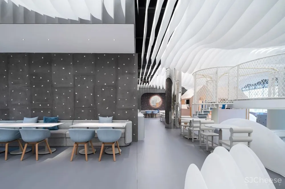 漫步云海诗意儿童餐厅