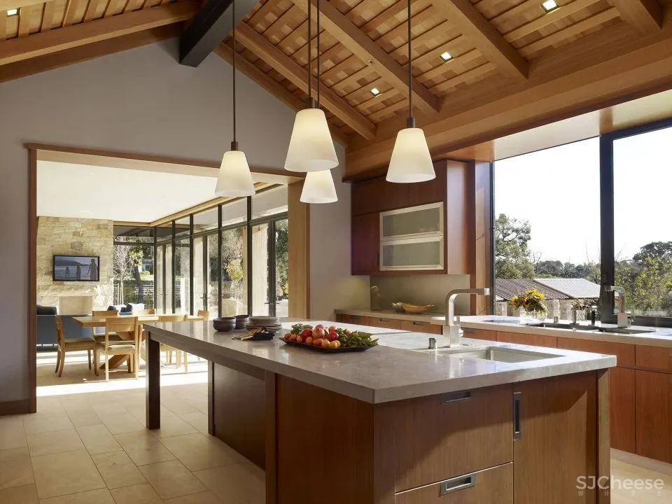 多样且互补的室内外生活体验 Mountain Wood乡村住宅 Walker Warner Architects