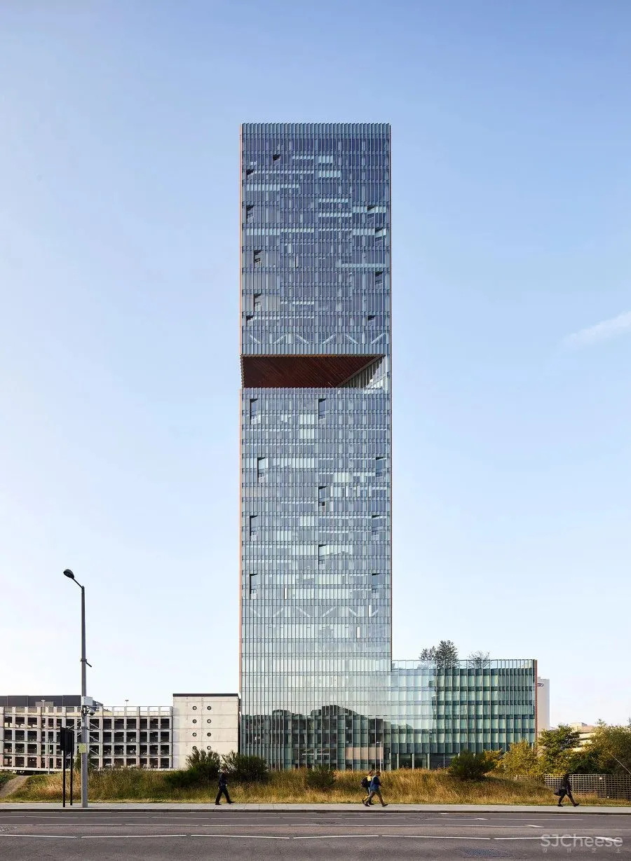 OMA 拿了高层公寓奖,这样板房才是正统「北欧风」