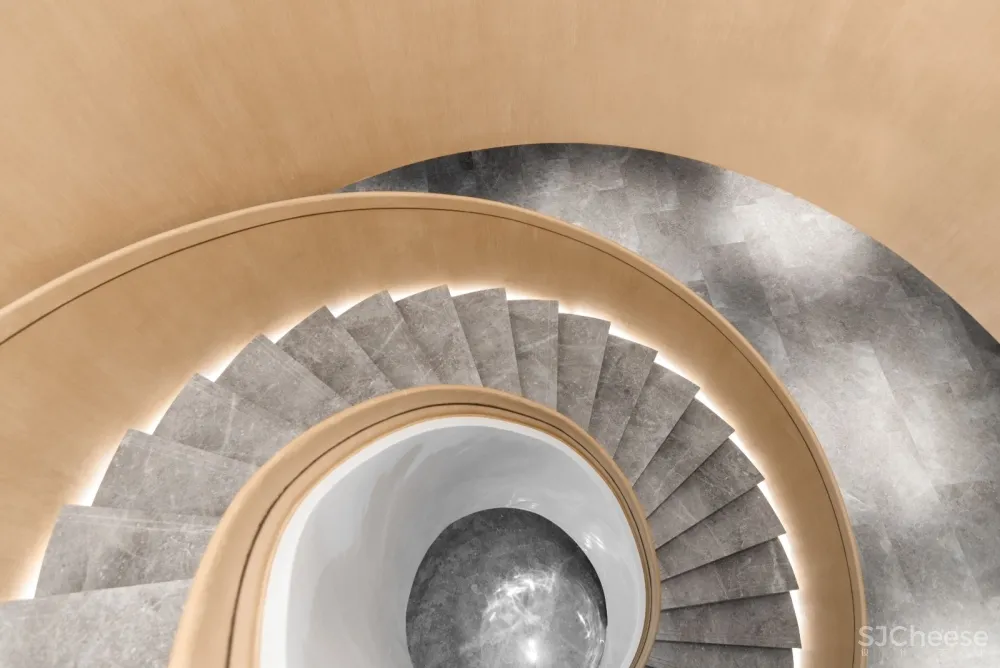  每朵云都镶着一条银边 ─ 融创.吉雅达售楼处