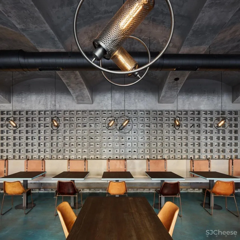 独特的木炭展示概念 布拉格Gran Fierro餐厅 Formafatal