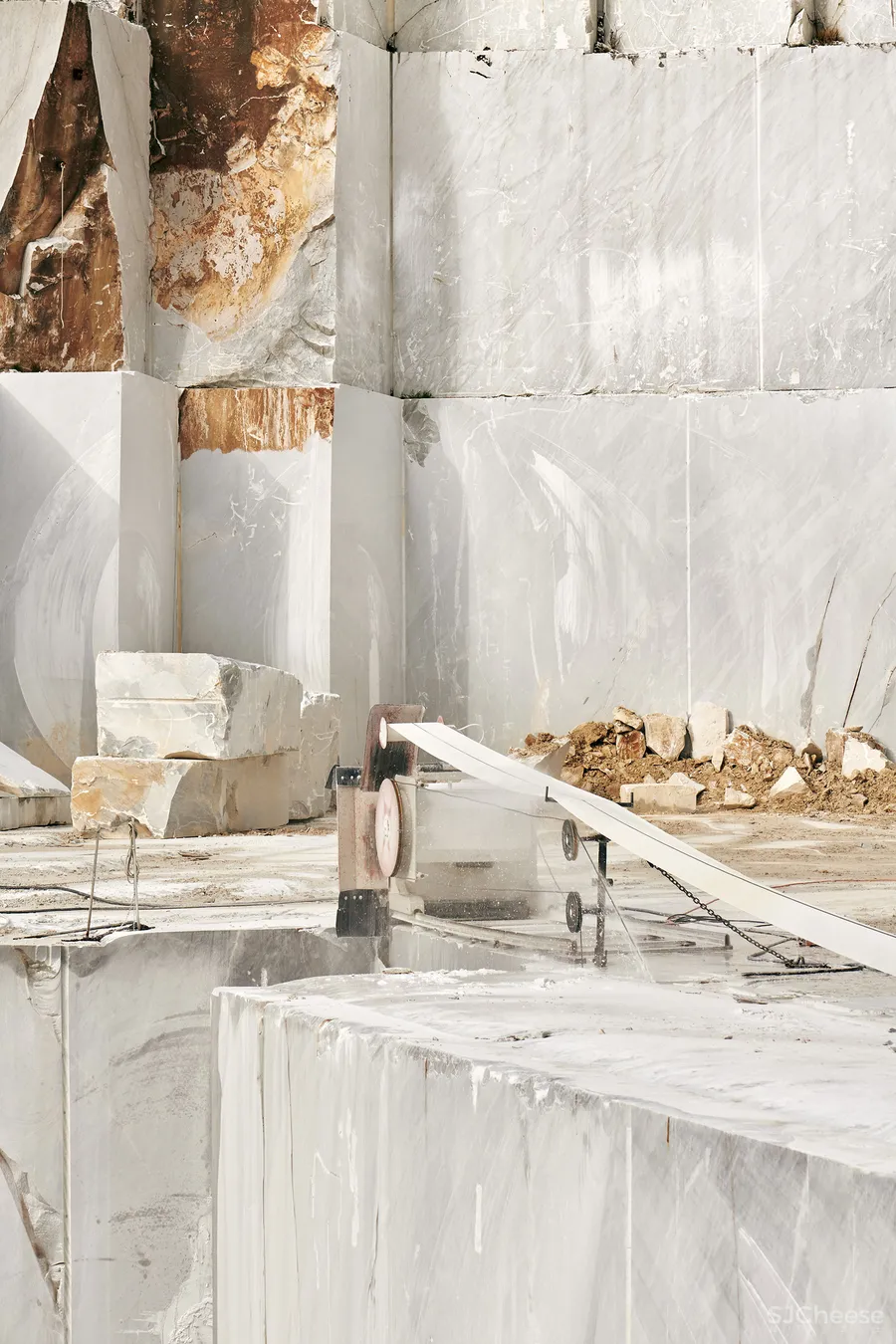 阿斯顿·马丁在纽约推出 5 套奢华公寓,最贵的一套七千五百万人民币