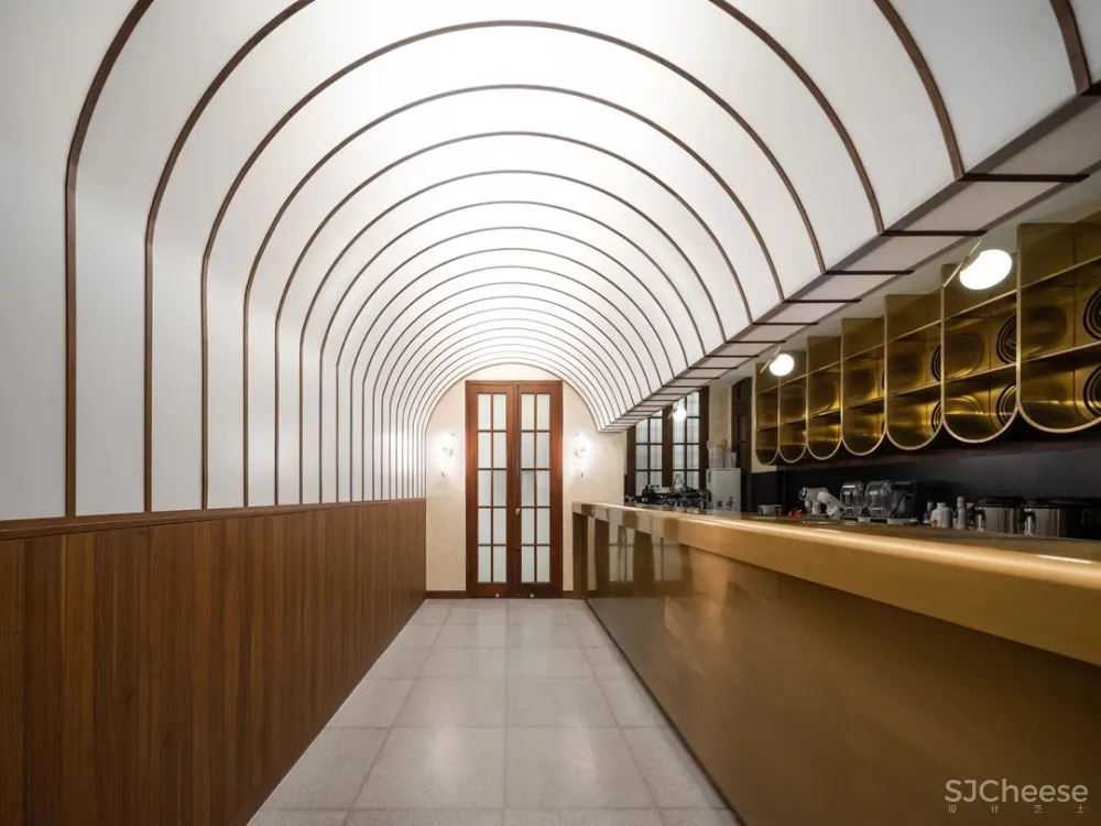 双子座俞挺的两个新作:一座妖的乐园、一个文学爱好者的客厅