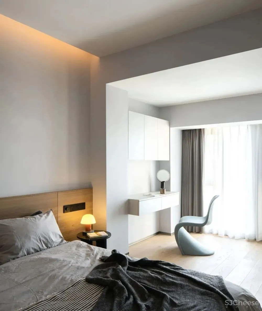 拆除楼梯隔墙,卧室并入客厅,117㎡暗室变身质感慵懒家 未見空间美学