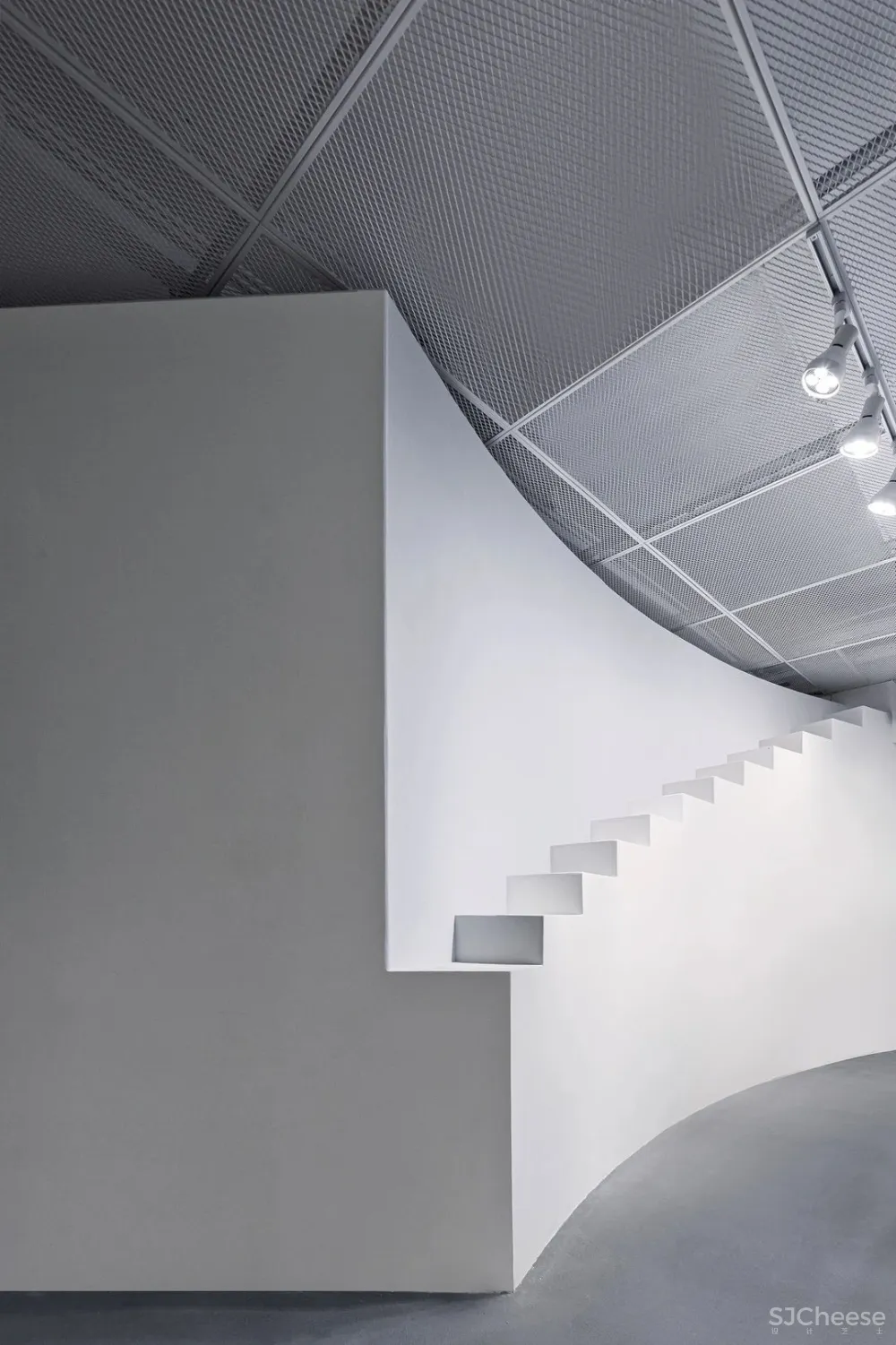 QHD Studio × NEW LADY:对新女性自我表达的探索