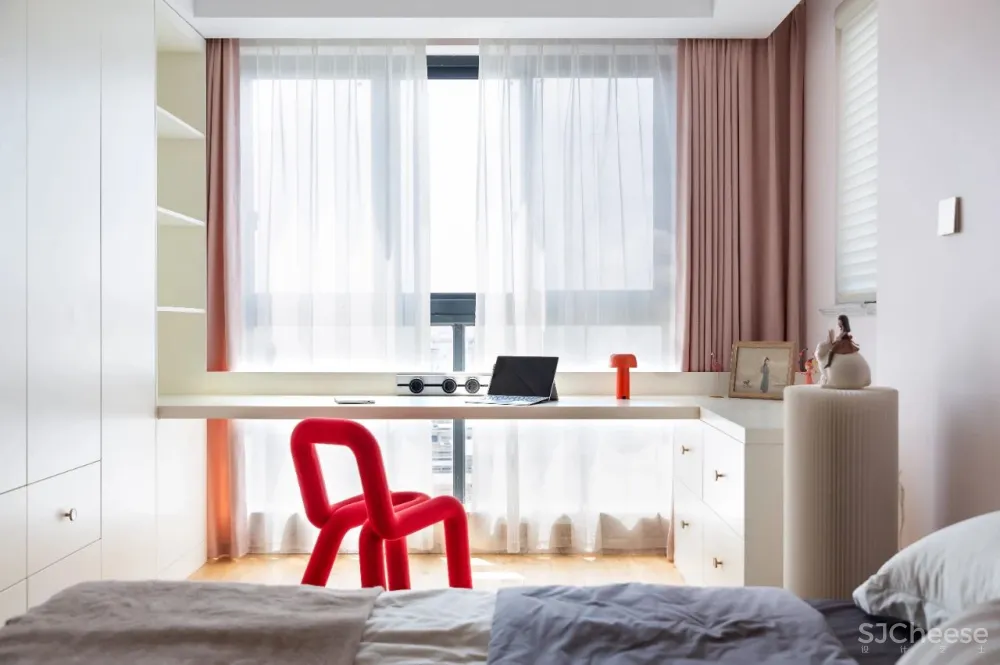 160㎡复式住宅，黑白灰 原木，打造素雅治愈的慢生活空间