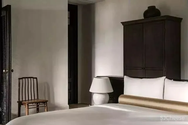 谢柯-既下山·重庆生活的复杂和冲突,都在这间院落“缴械投降”!