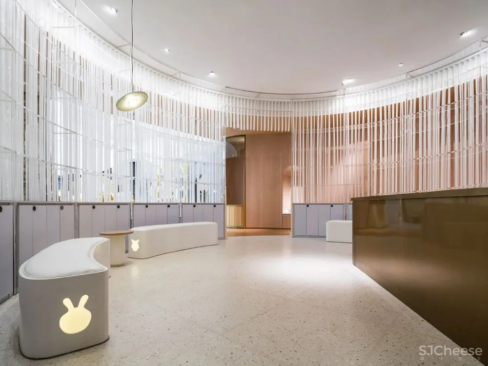 漫步云海诗意儿童餐厅