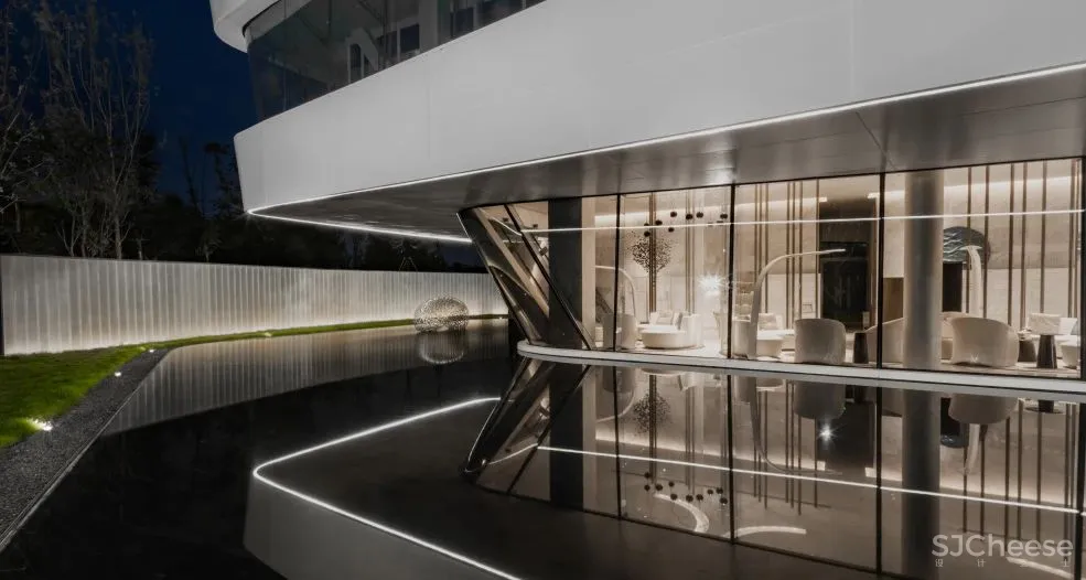 地产界“黑马” 看郑州如何引领中原豪宅新风向!