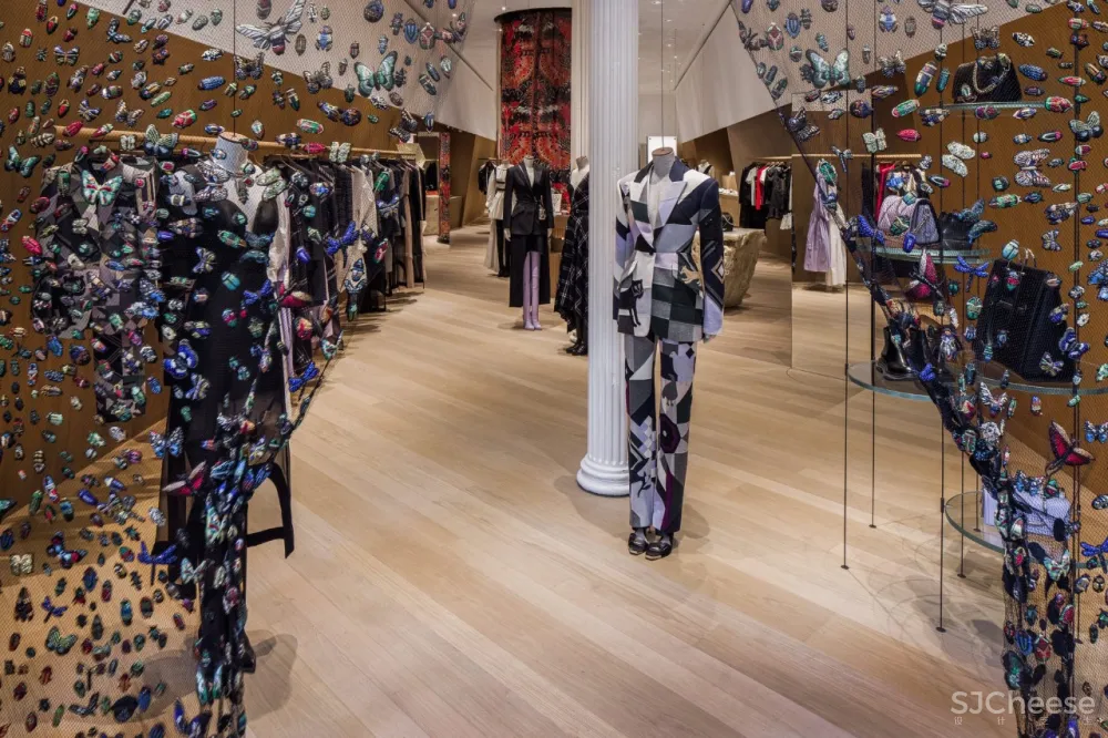 Alexander McQueen 的旗舰店,灵感竟源于一栋乡下房子!