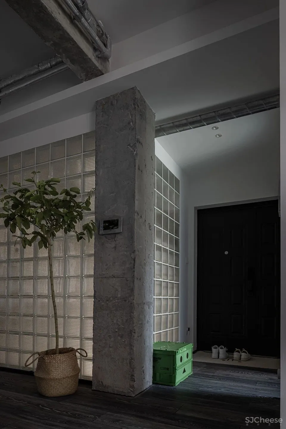 以设计语言的多重可能性展示主人独特的生活美学 EMMA HOME摄影师之家 吾索设计