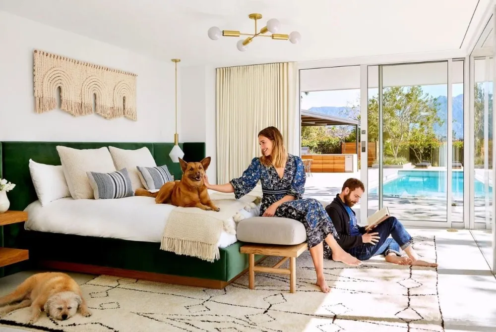 美国歌手Mandy Moore的加州豪宅,以明亮秋意打动人心