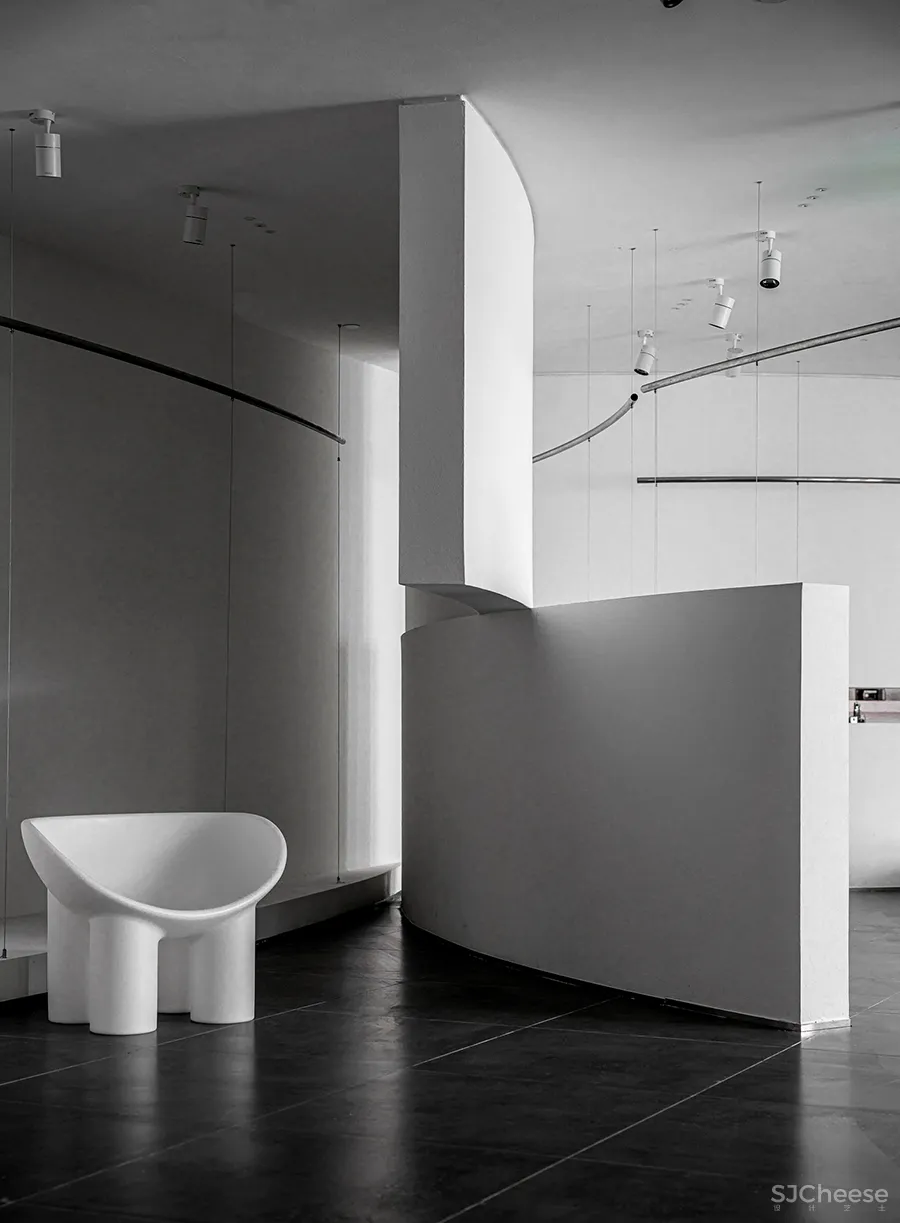 TTD本至设计 • 爱城影像空间|在叠进中传递爱的仪式感