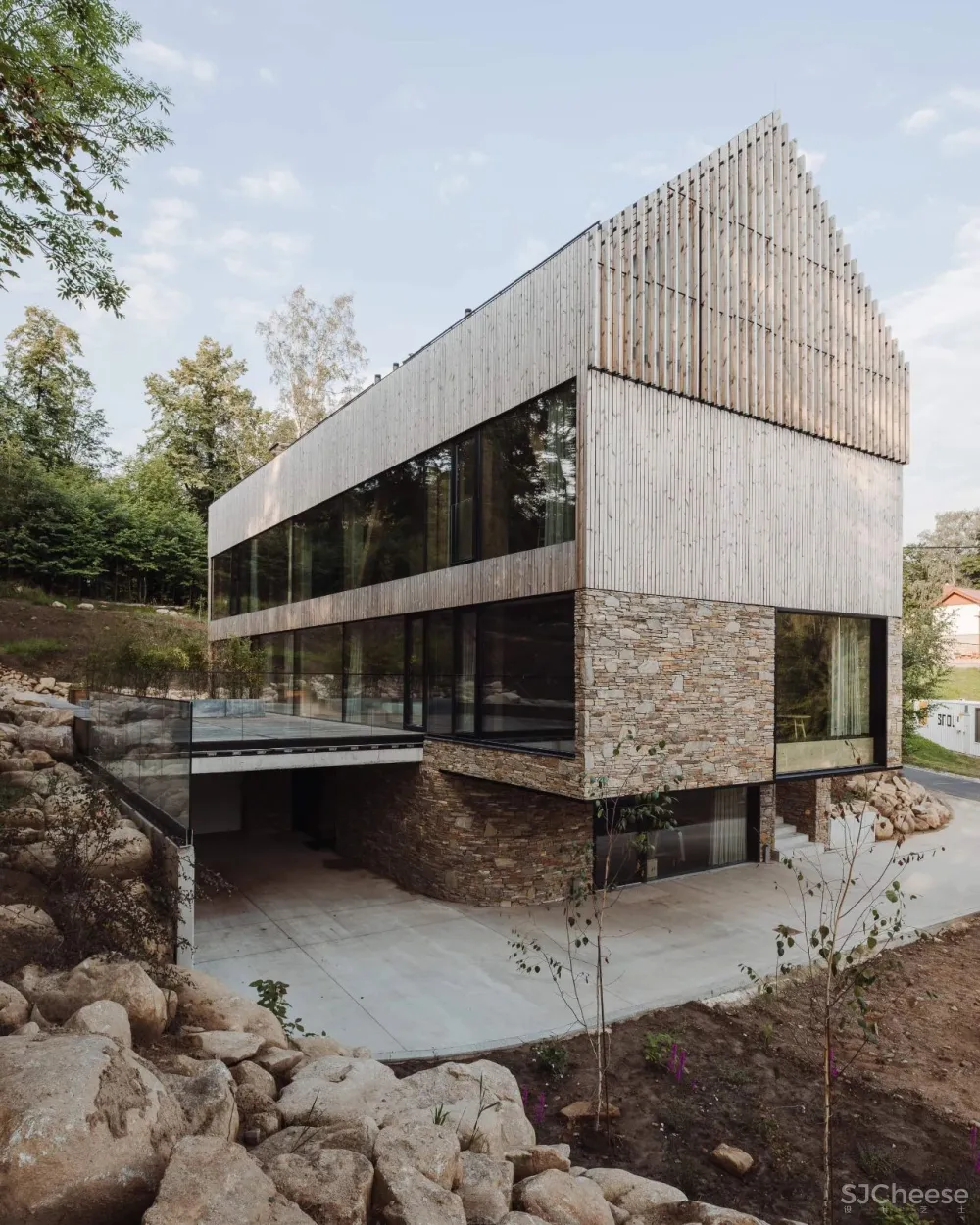 混凝土加木结构的公寓式民宿,混搭乡建必有亮点!