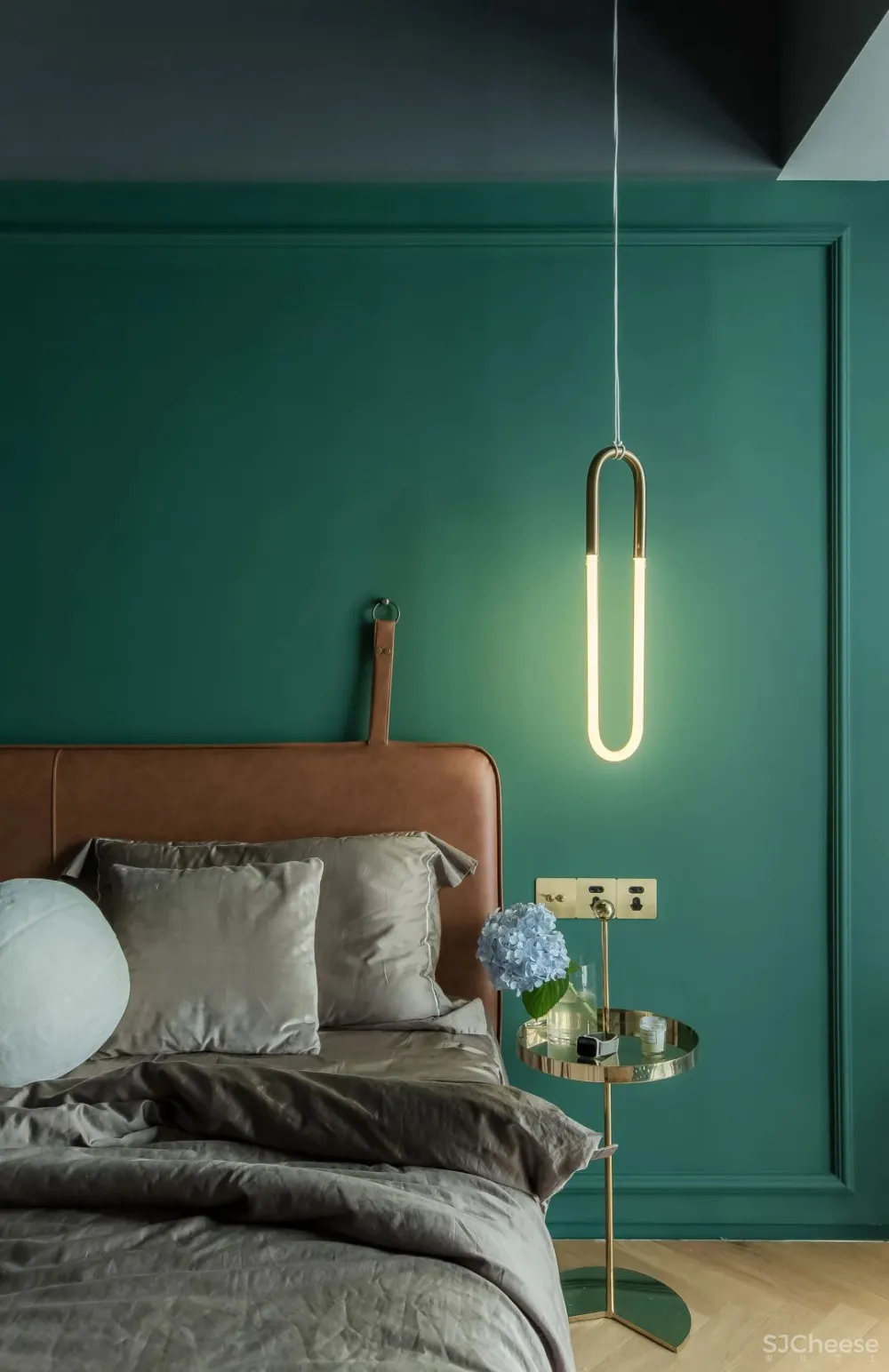 80后丁克夫妻的100㎡两室，颜值美炸！花砖、绿植，住-租一体，还有两狗子……