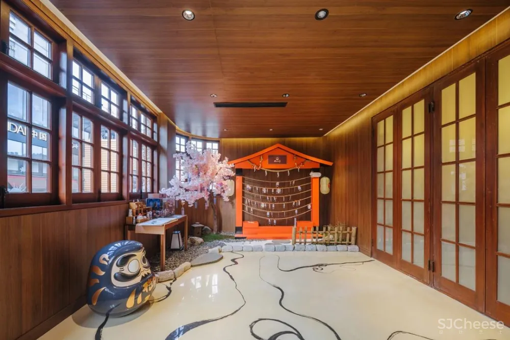 双子座俞挺的两个新作:一座妖的乐园、一个文学爱好者的客厅