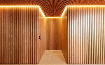 冷硬做底,温暖辅助,木条绿植一相逢,便胜却人间无数