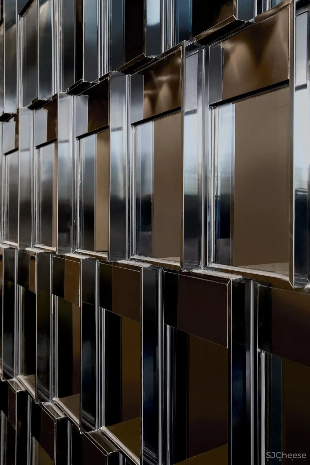 在镜像世界中寻找自己【绿地金茂国际金融中心售楼处】