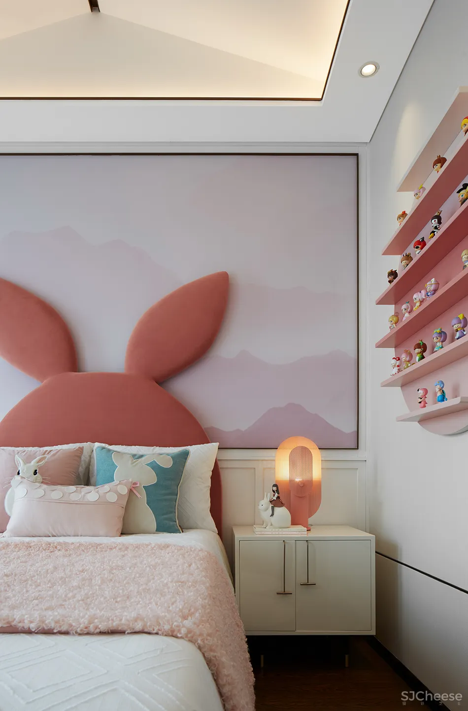 岳蒙:一抹幽蓝,韵染留白!