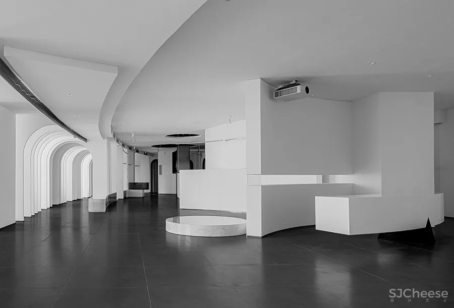 TTD本至设计 • 爱城影像空间|在叠进中传递爱的仪式感