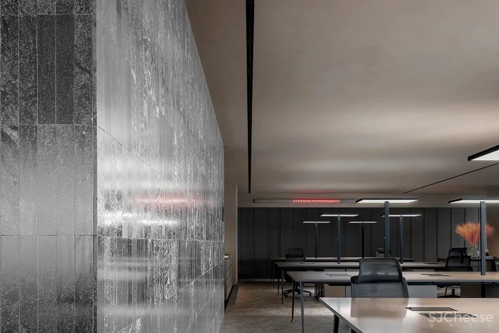 TOMO 東木筑造 趣味、怪诞、未知,次时代的虚拟世界