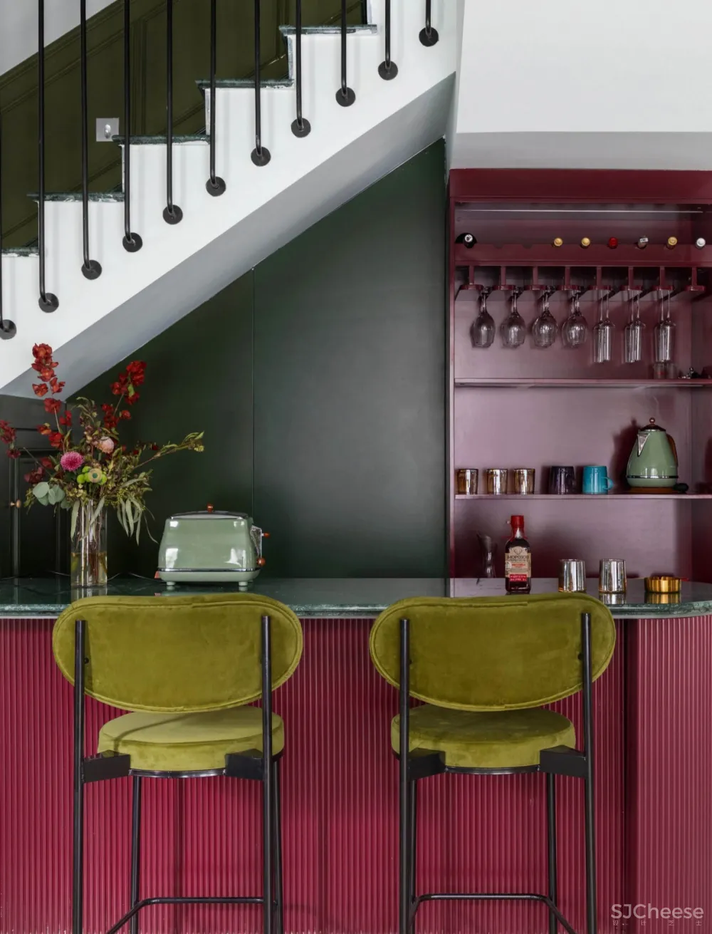 人美家更时髦,这个圣诞,邂逅一场“红配绿”