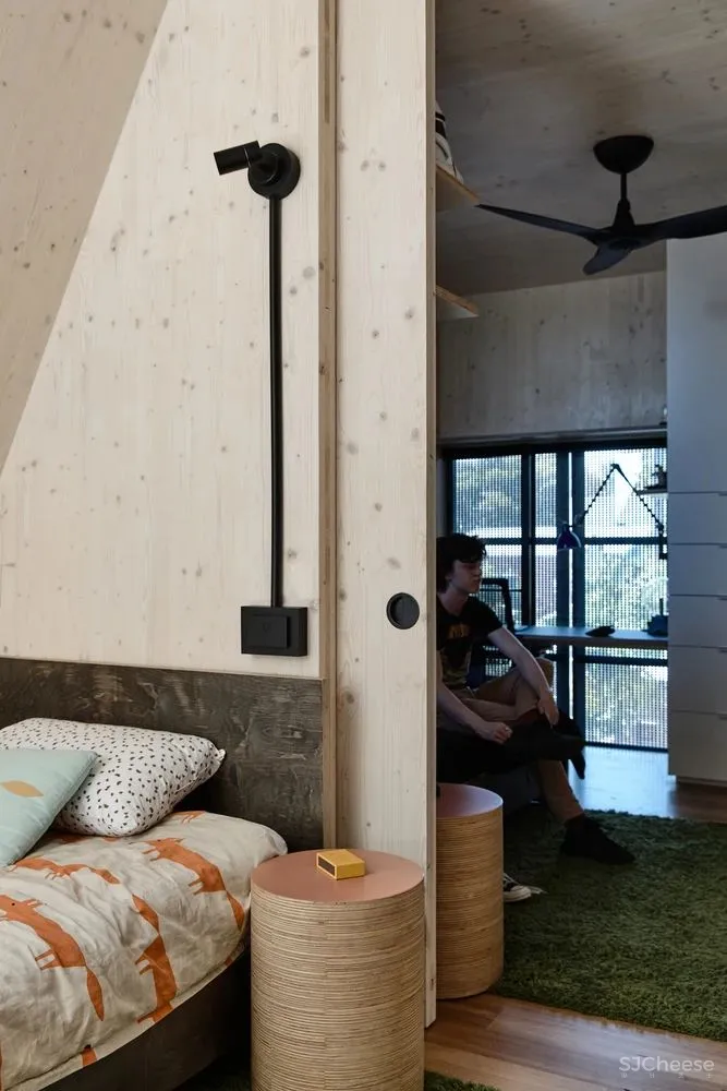 285㎡ 趣味住宅,攀岩、网床、滑梯一个都不少