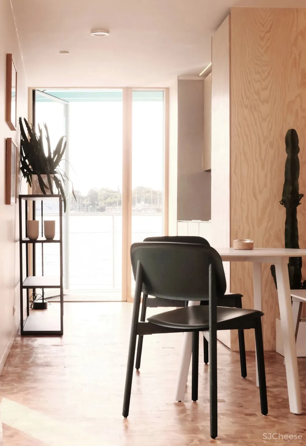 BIG创始人私宅大公开!把“破船”爆改成豪宅,竟然连个热水澡都没法洗?