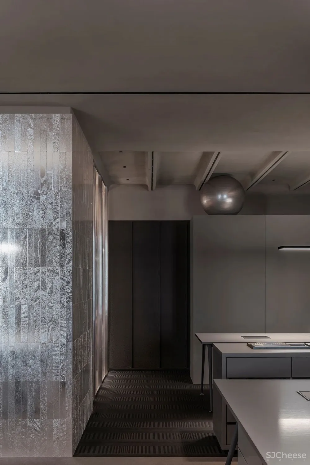 TOMO 東木筑造 趣味、怪诞、未知,次时代的虚拟世界