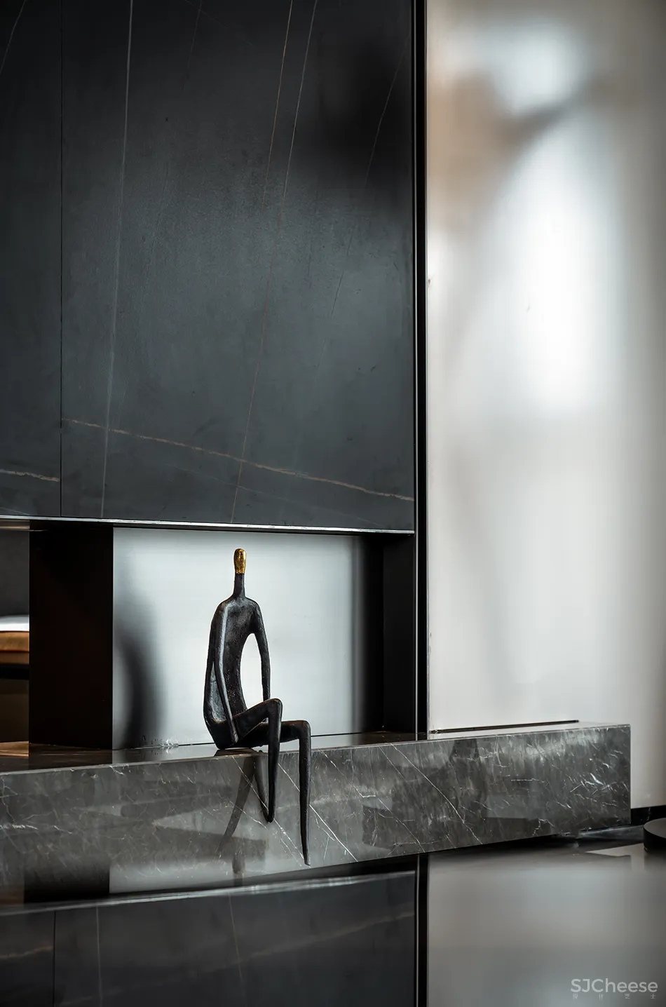 231㎡气质高级黑,简约时尚、格调十足!