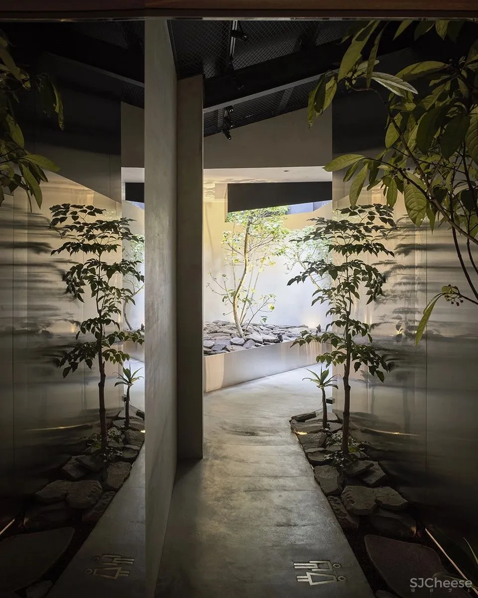 这家餐厅的空间设计,真让人上瘾