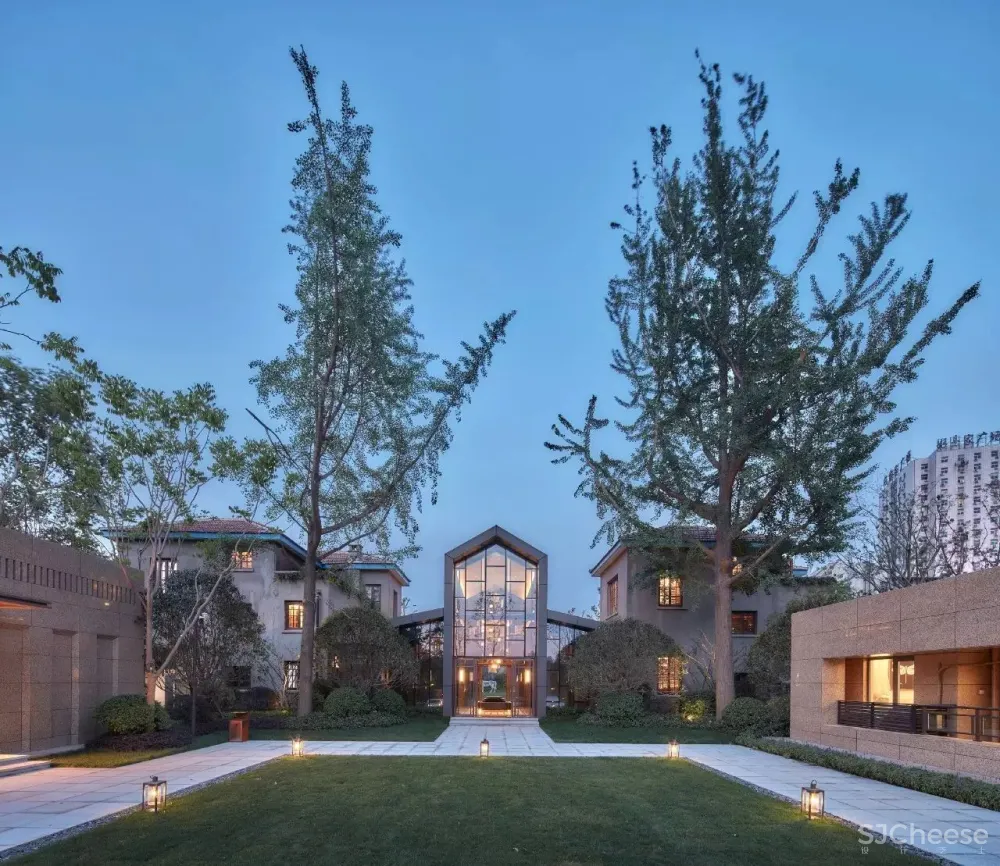 地产界“黑马” 看郑州如何引领中原豪宅新风向!