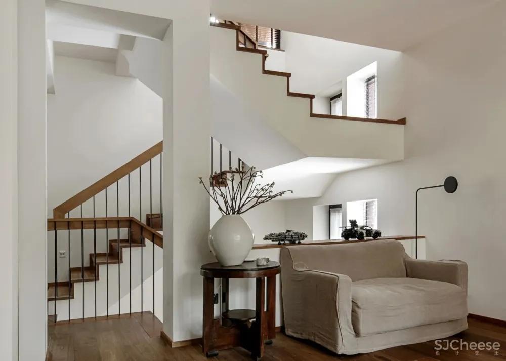 欢聚或独处,都被温柔包裹着| 军哥和芳姐自宅