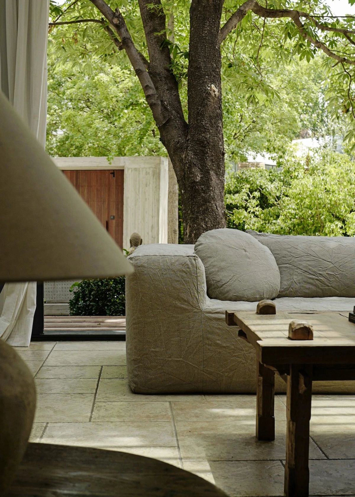 欢聚或独处,都被温柔包裹着| 军哥和芳姐自宅