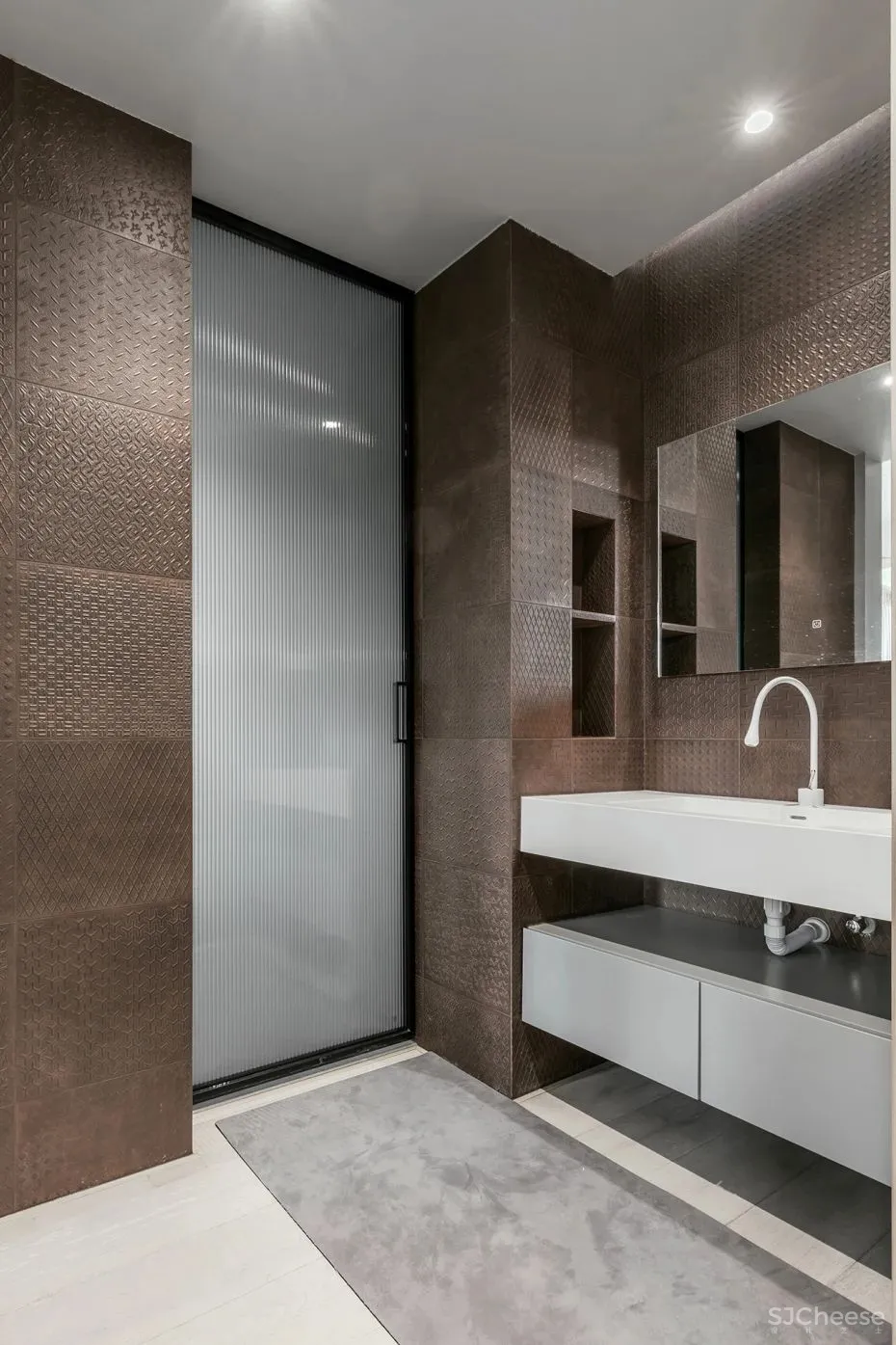 让两个女儿赤脚奔跑的家，140㎡浅色三室纯净通透，极简软装，倍感高级！