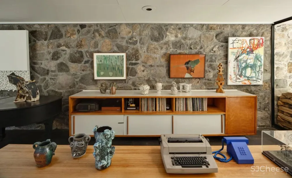 艺术与设计融合在艾略特·诺耶斯的现代住宅中