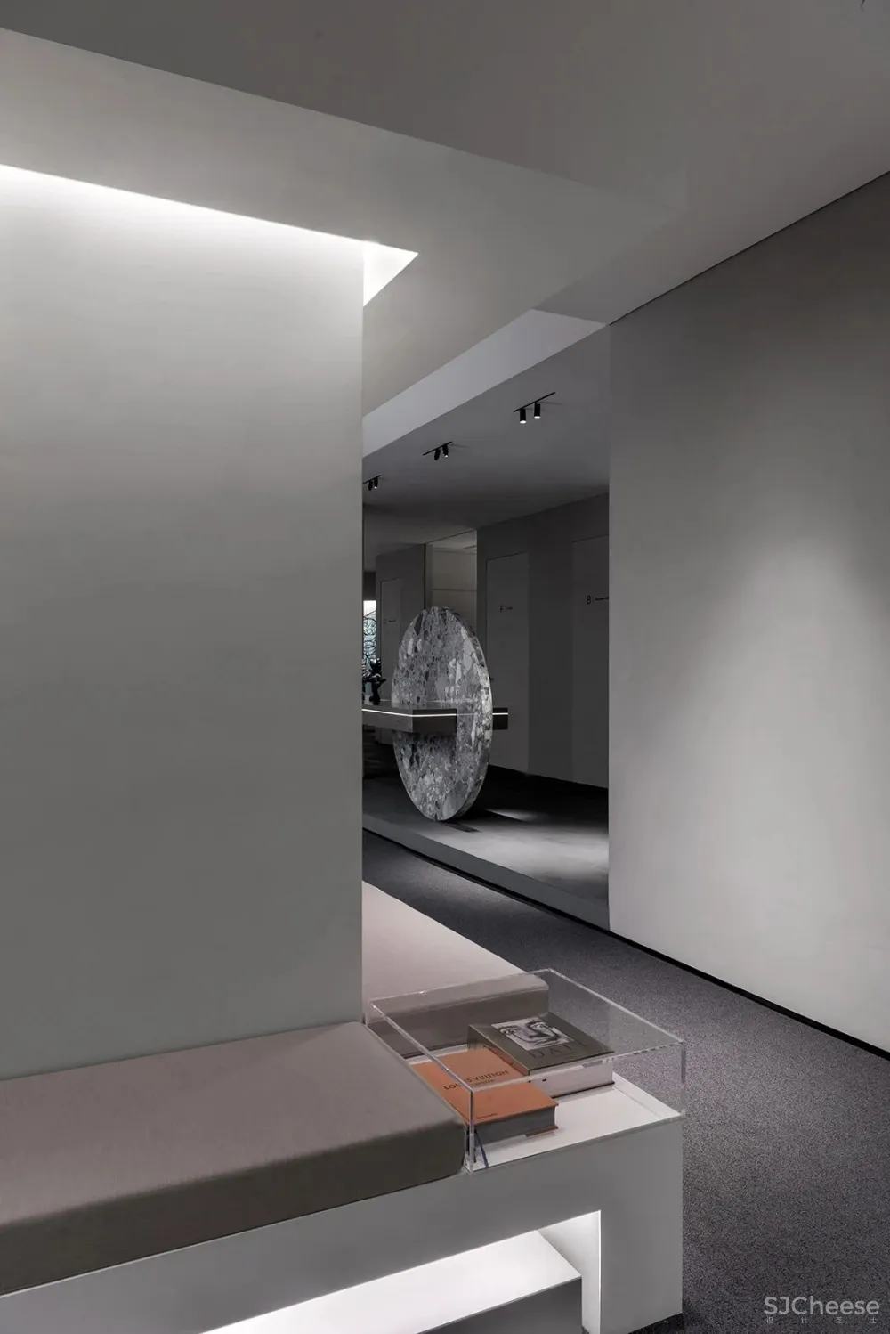 DPD 新作 埃弗雷特的猜想