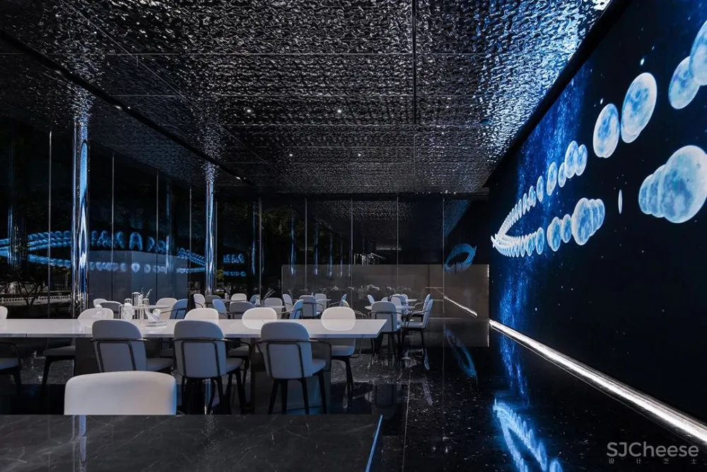 G F D 广 飞 五 十 个 月 亮