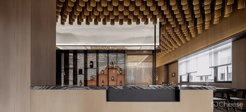 万科进军餐饮界？打造4000㎡山水间的日料新地标！【CLV赛拉维×万科】