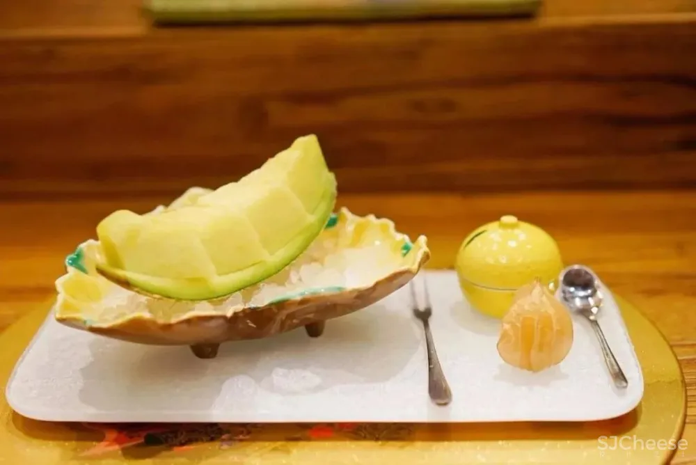 万科进军餐饮界？打造4000㎡山水间的日料新地标！【CLV赛拉维×万科】