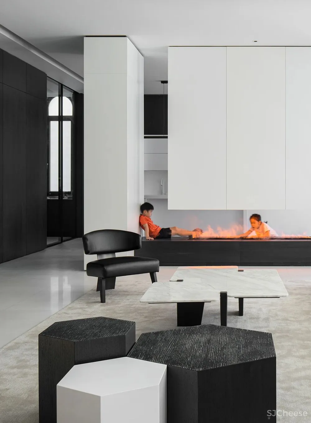 上海 780㎡ 极简别墅设计 ,黑白相映,安静优雅!